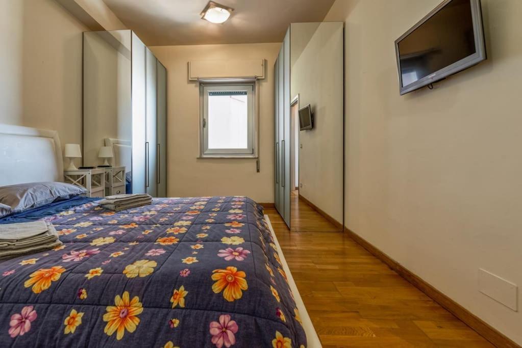 Attico Con Vista Panoramica Διαμέρισμα Λιβόρνο Εξωτερικό φωτογραφία